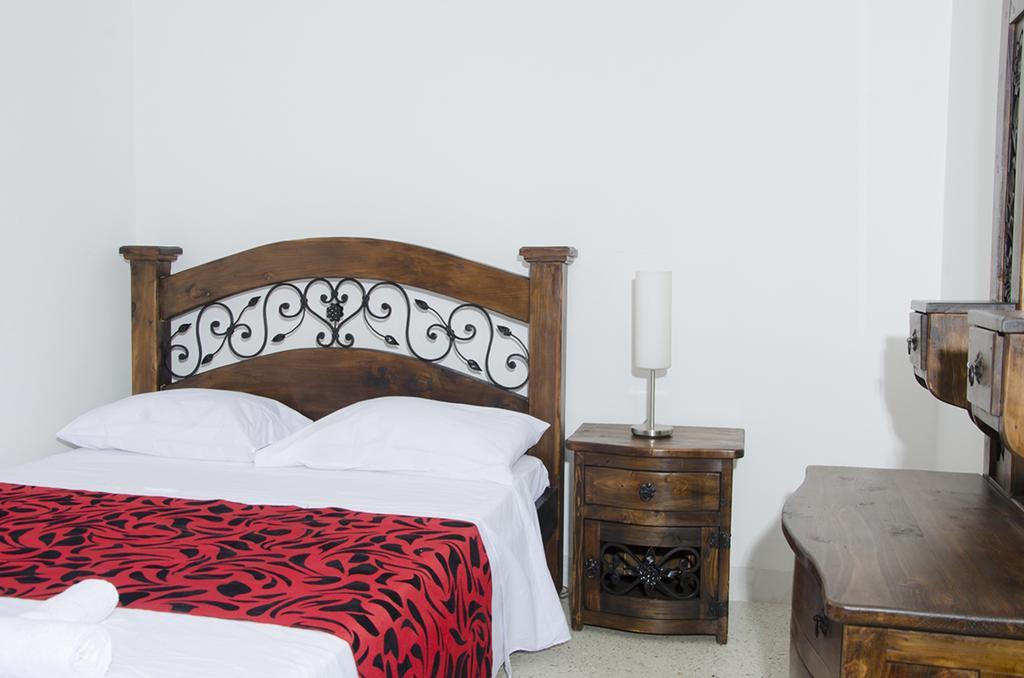 Hostal Alameda Cali Bilik gambar