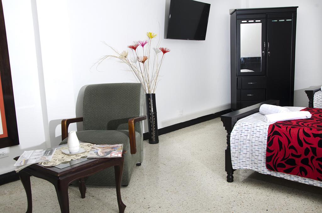 Hostal Alameda Cali Bilik gambar